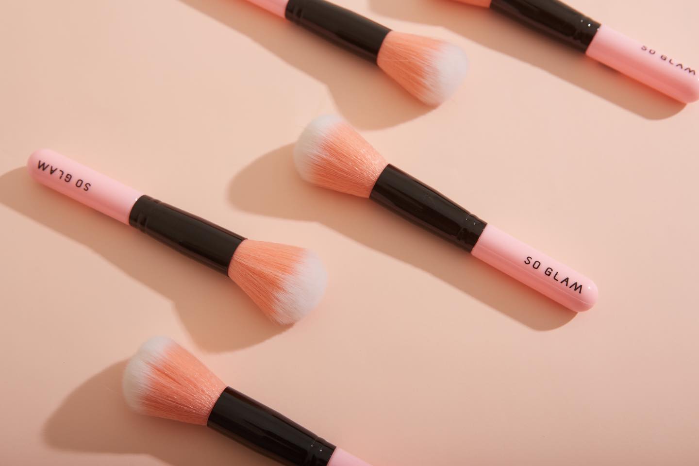 So glam,So glam My Basic Brush Normal ,So glam My Basic Brush Normal  รีวิว,So glam My Basic Brush Normal  ราคา,แปรงแต่งหน้าชมพู,